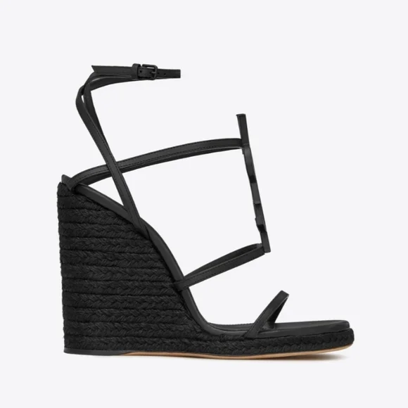 ❤️ SOLD ❤️ Authentic YSL Cassandra Wedges - Picture 3 of 10